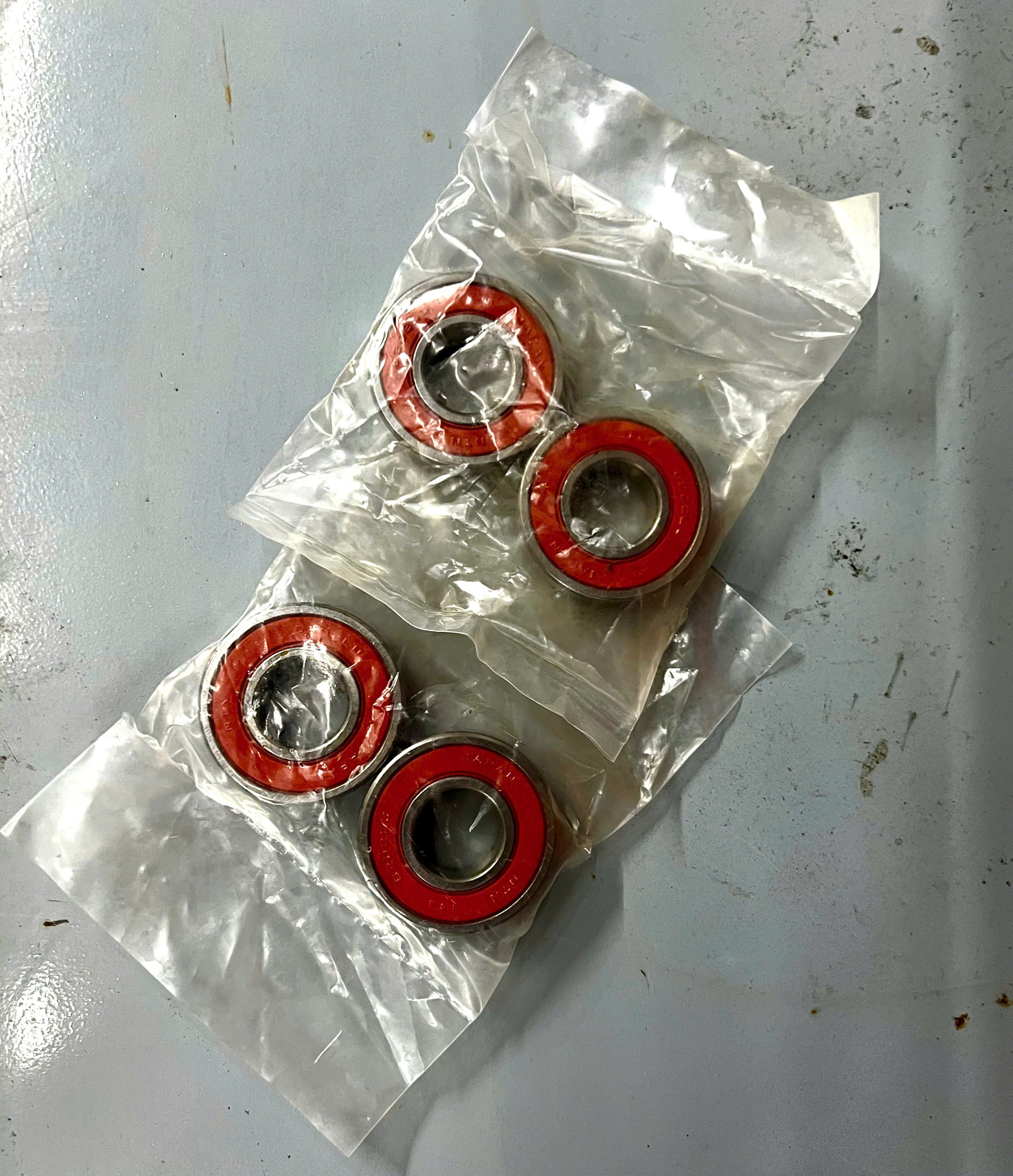 BẠC ĐẠN 6202